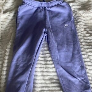 Women’s Nike sweatpant